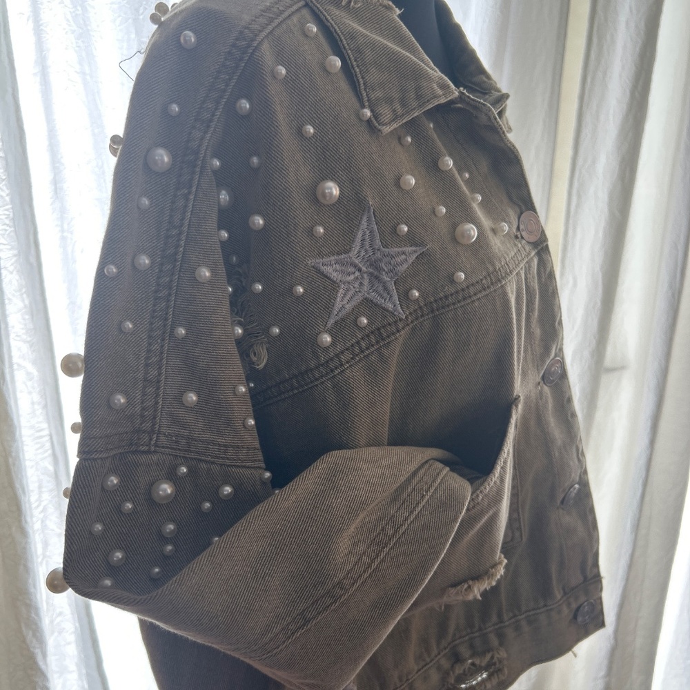 POL - Picture 3 of 3